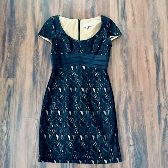 Badgley Mischka Black Lace Gold Lined Dress Size 4 - Picture 4 of 6